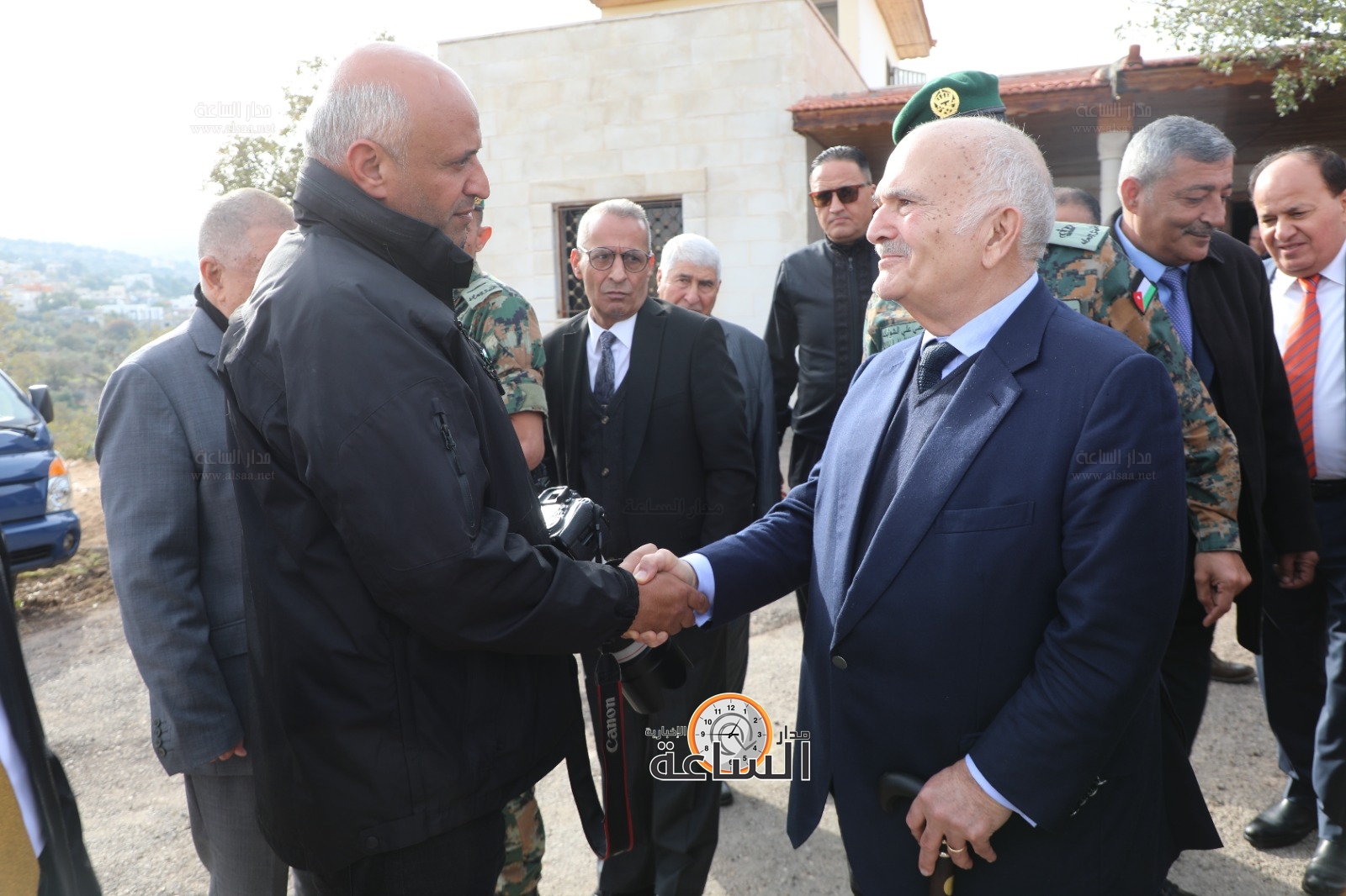 Madar Al-Saa Images 0.4892397732524074