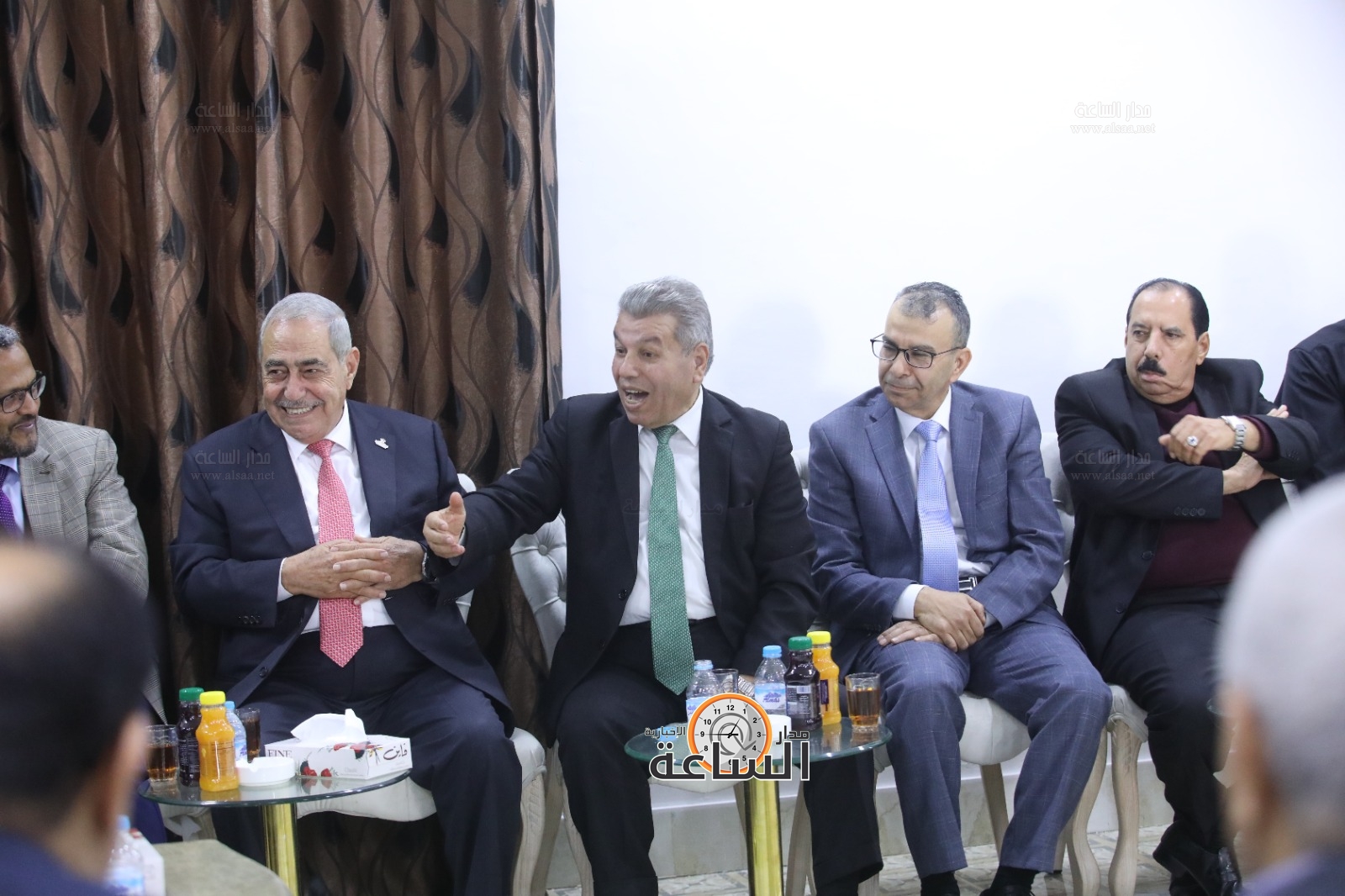 Madar Al-Saa Images 0.9028964128822472