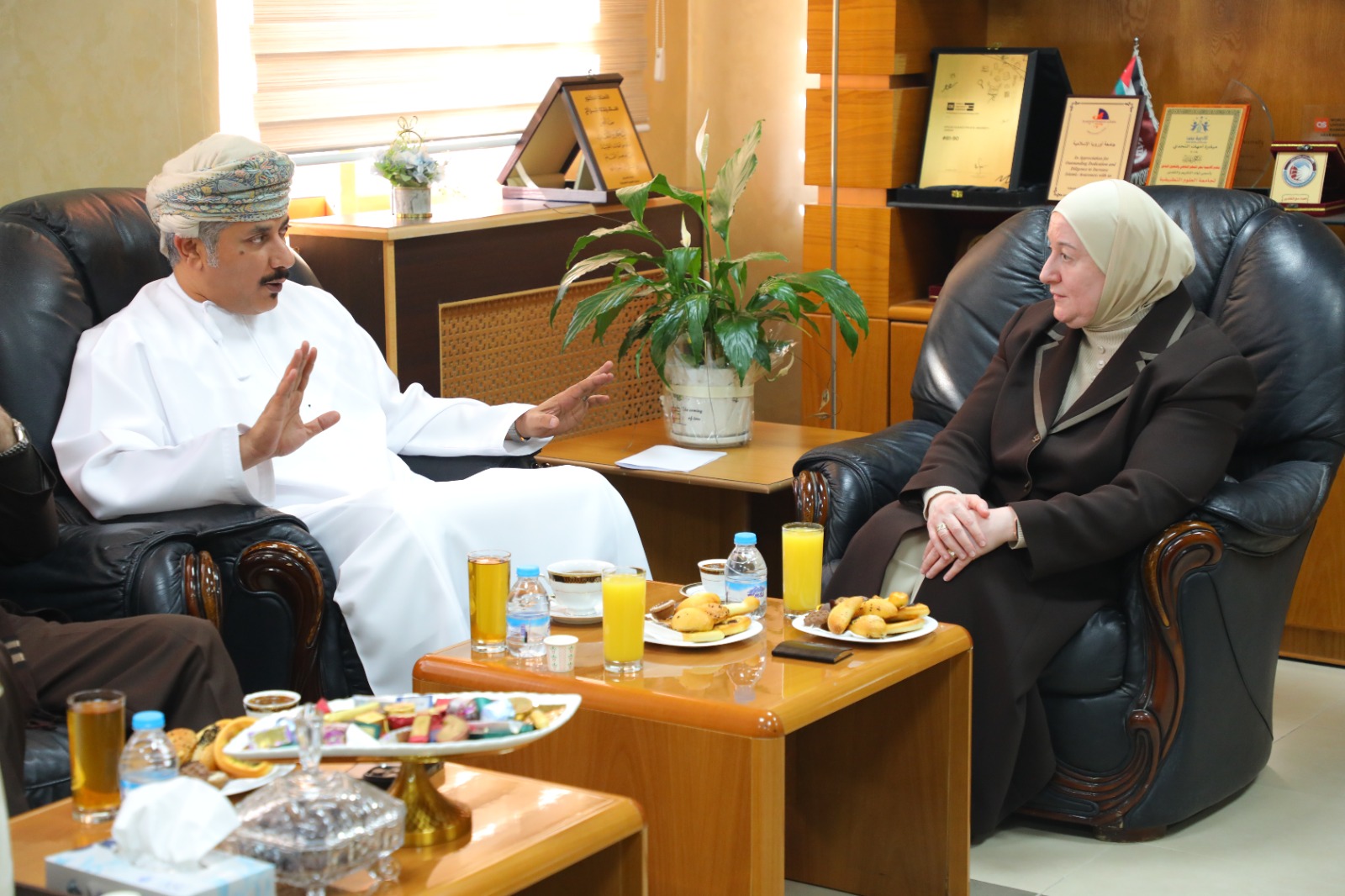 Madar Al-Saa Images 0.604562230257726