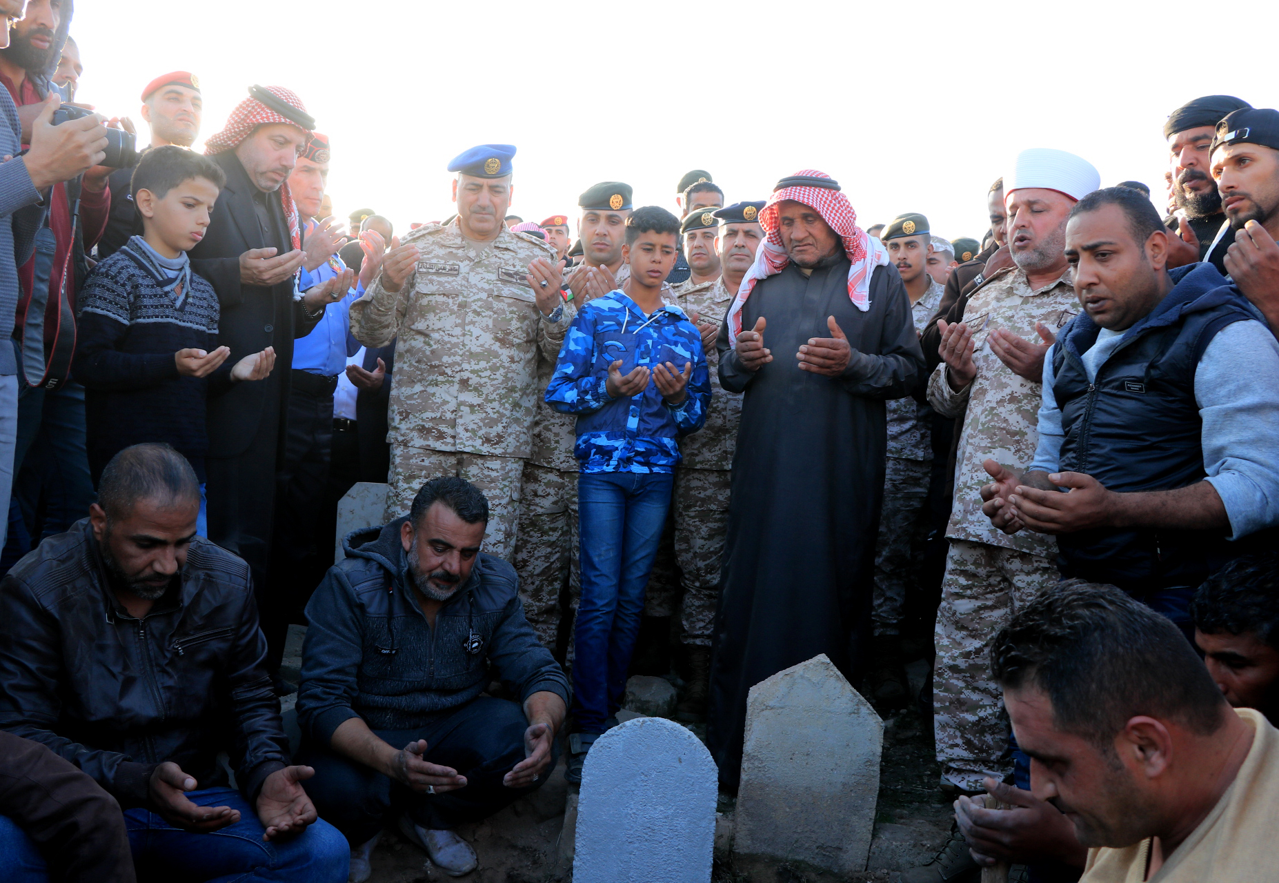 Madar Al-Saa Images 0.9405341909006033