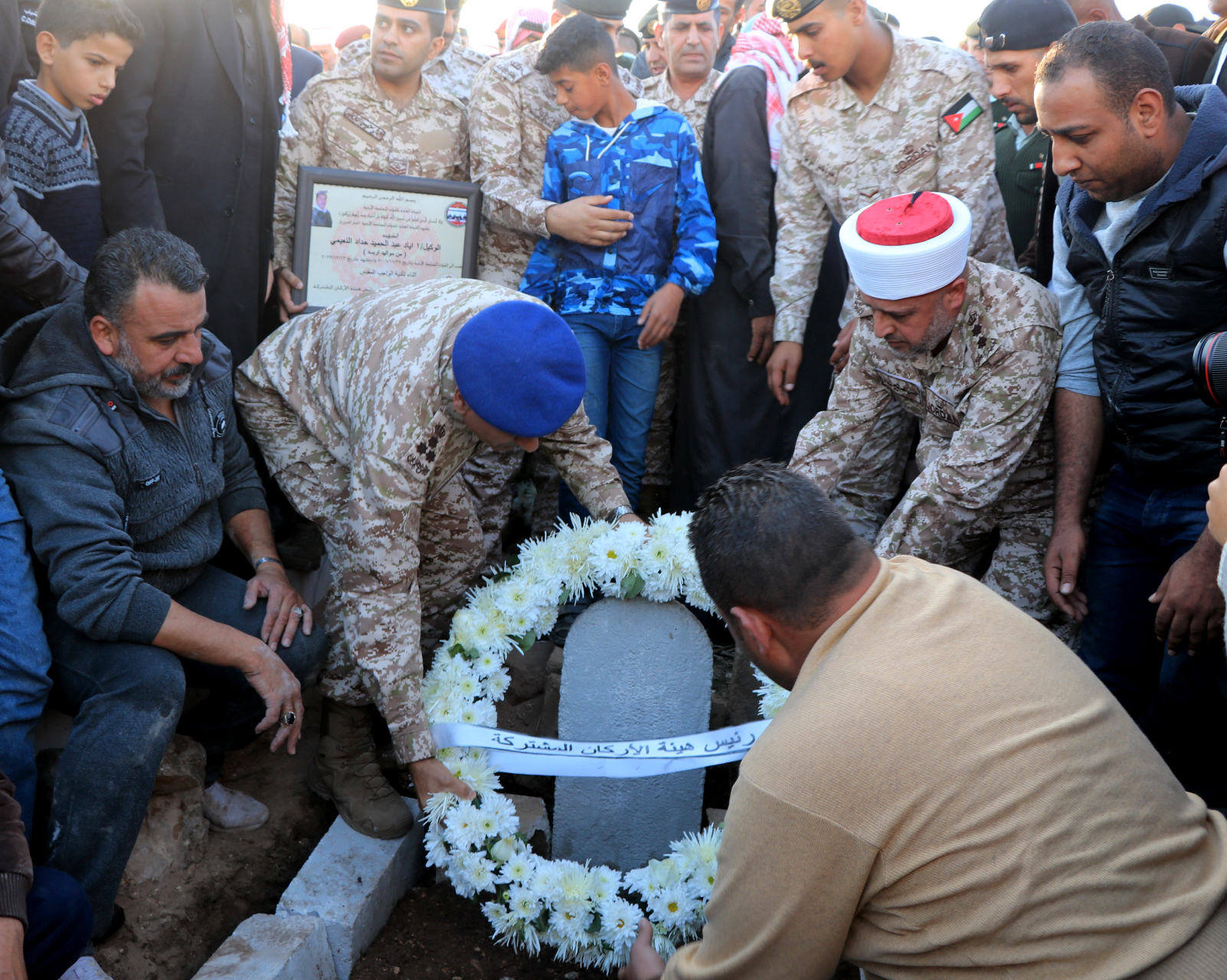 Madar Al-Saa Images 0.8381511140056861