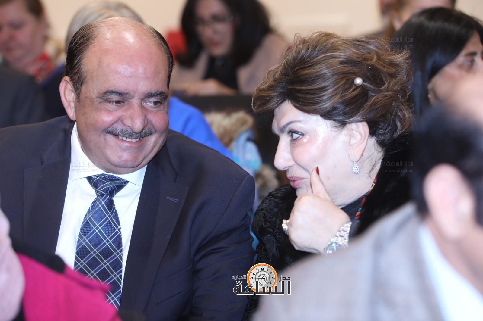 Madar Al-Saa Images 0.8292854412754165