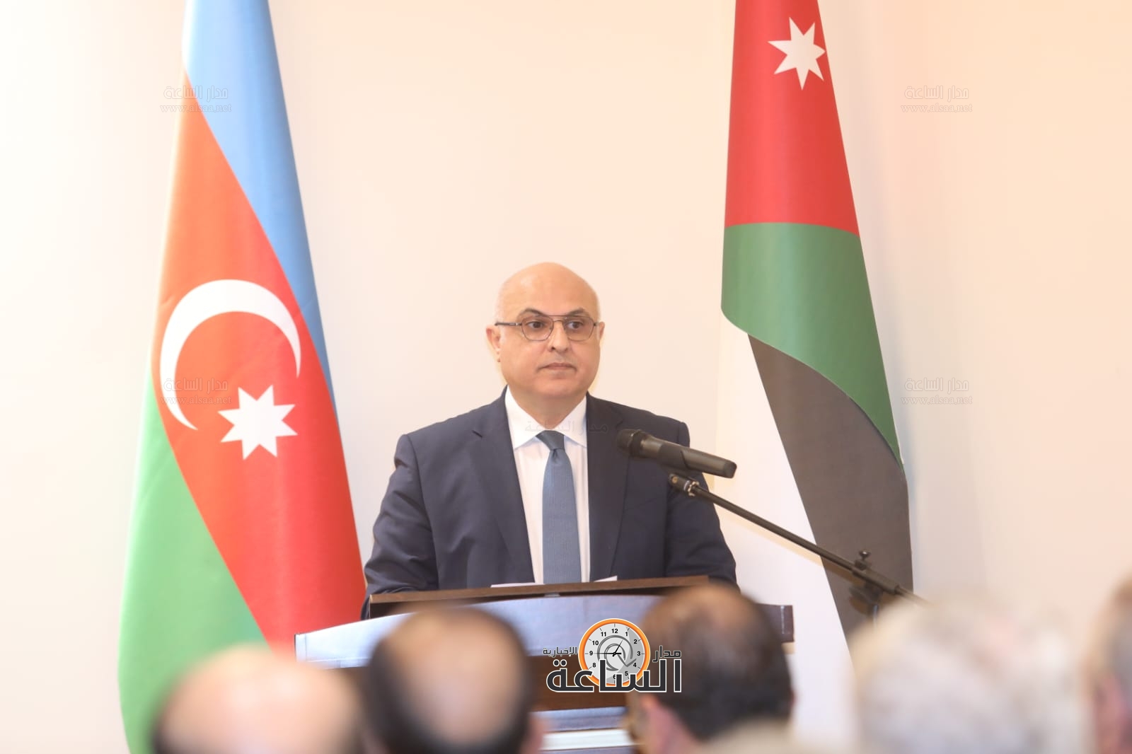 Madar Al-Saa Images 0.3579739516124407