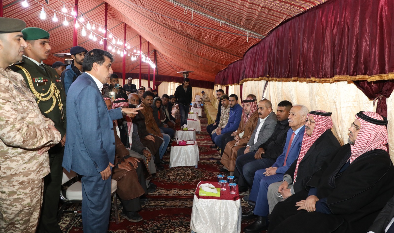 Madar Al-Saa Images 0.38036331833360437