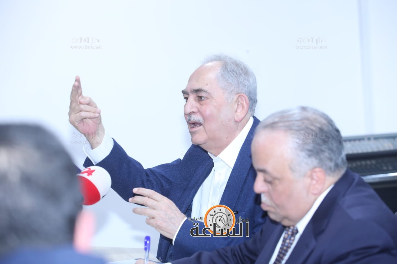 Madar Al-Saa Images 0.27946534513594856