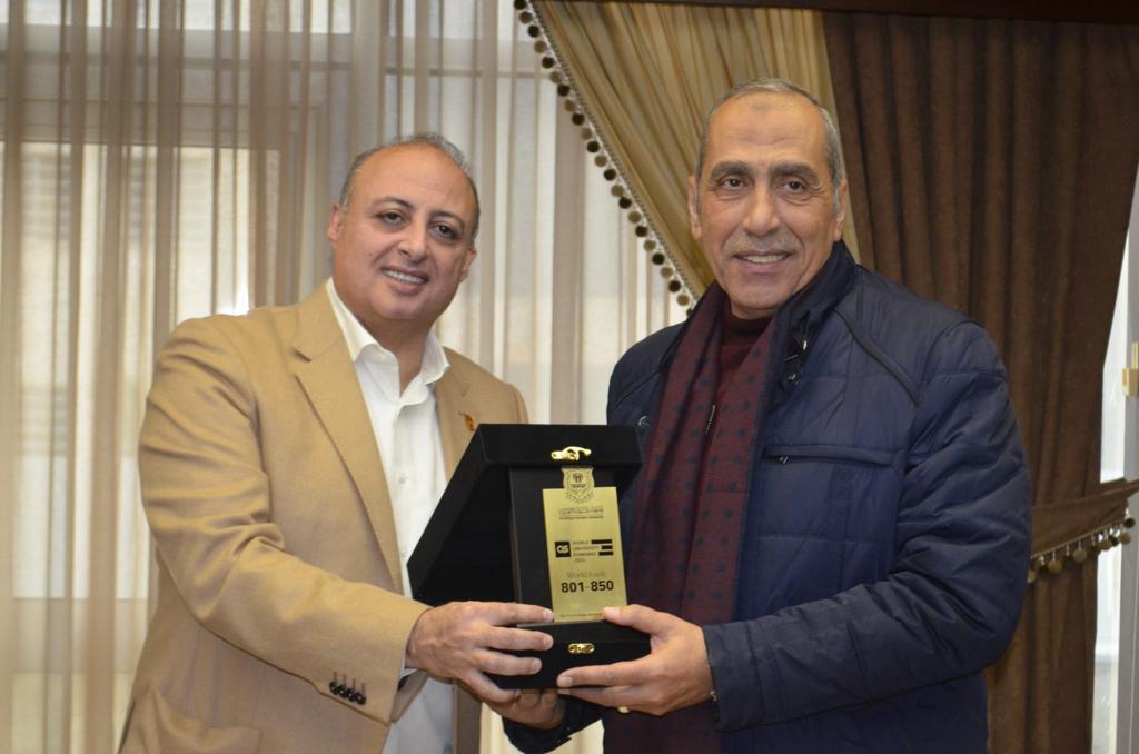 Madar Al-Saa Images 0.34891312960543663