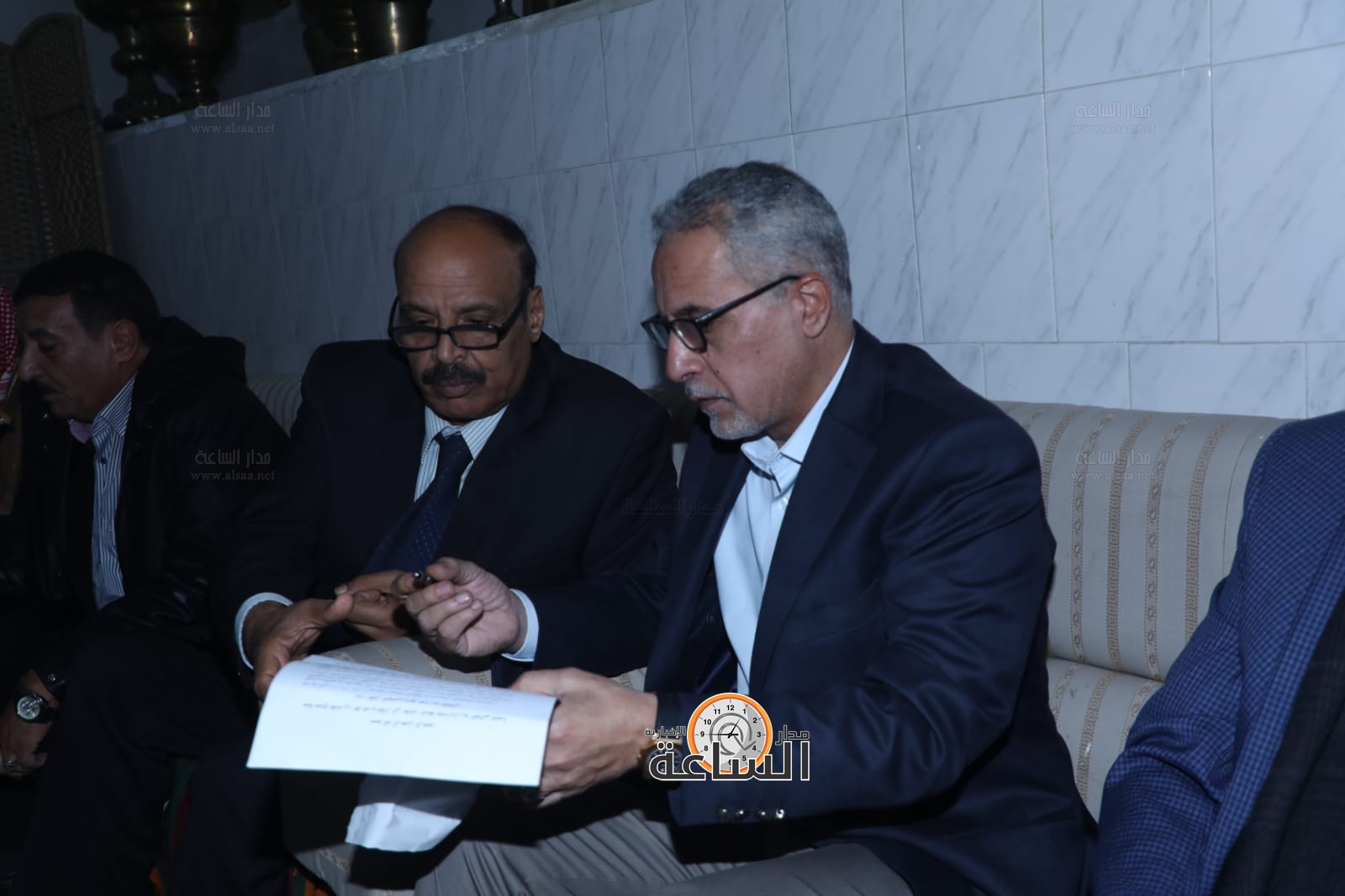 Madar Al-Saa Images 0.7267650926250309