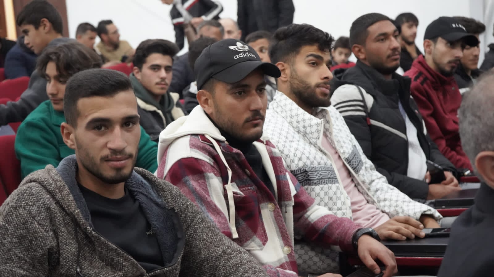 Madar Al-Saa Images 0.05254086401338198