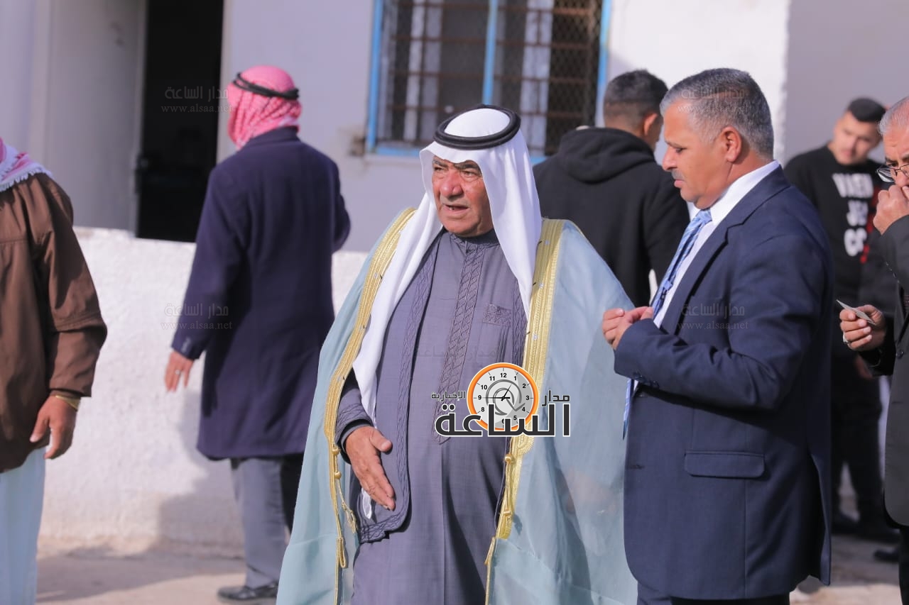 Madar Al-Saa Images 0.7496323860704053