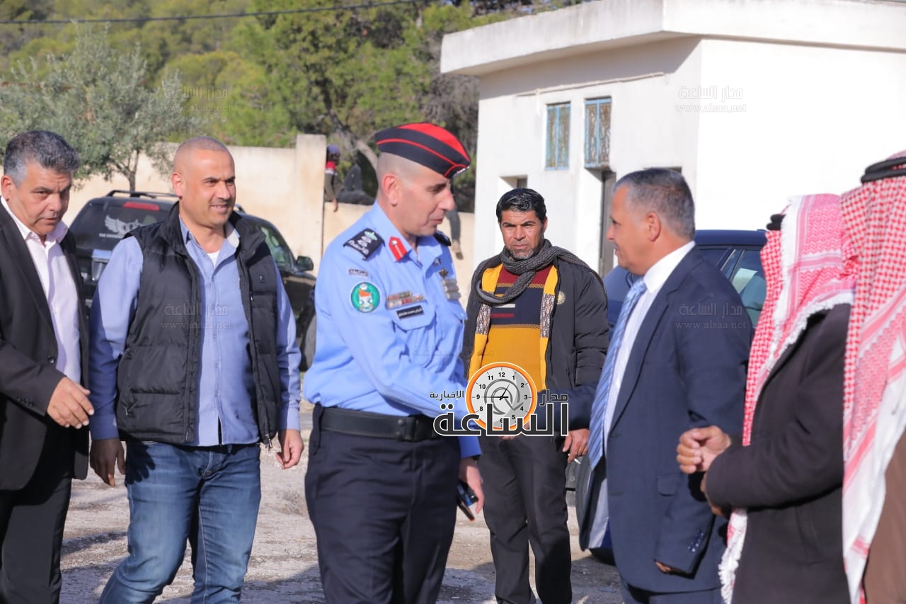 Madar Al-Saa Images 0.0040915212749199625