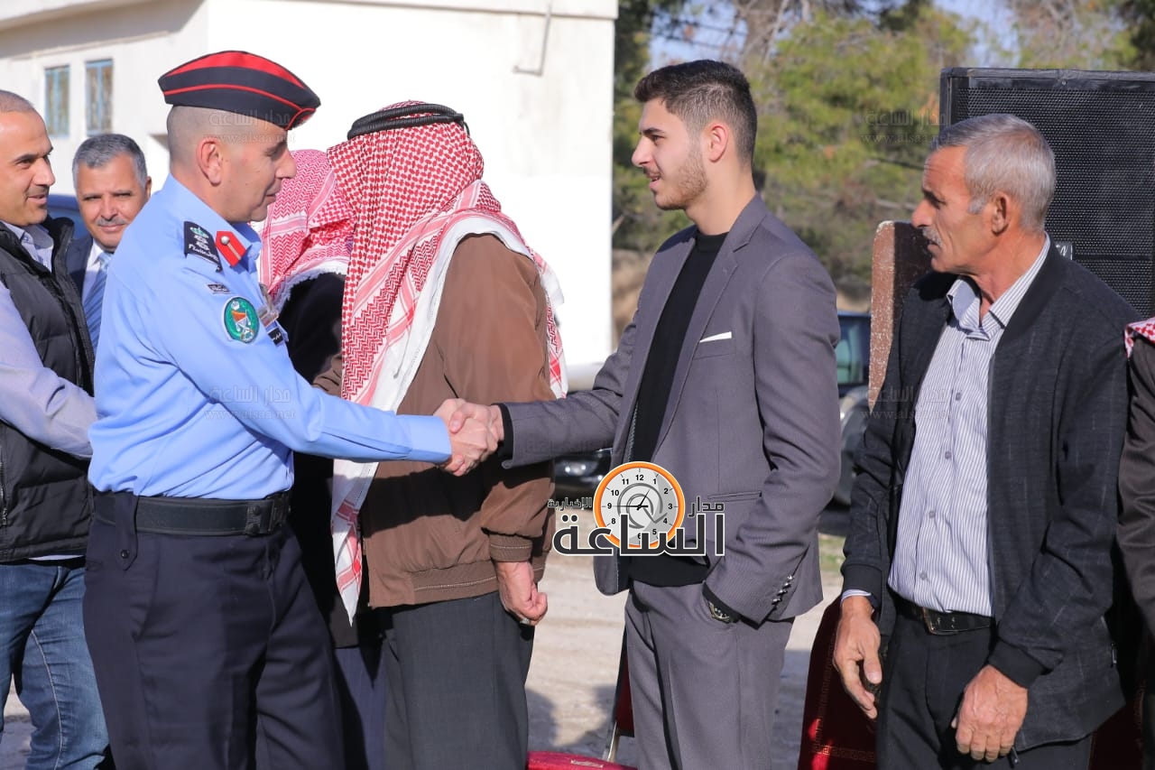 Madar Al-Saa Images 0.2578731791437714