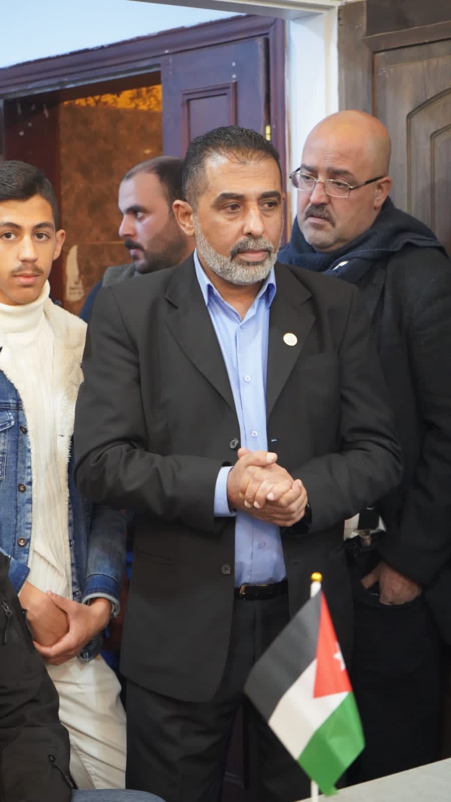 Madar Al-Saa Images 0.33426875790781185