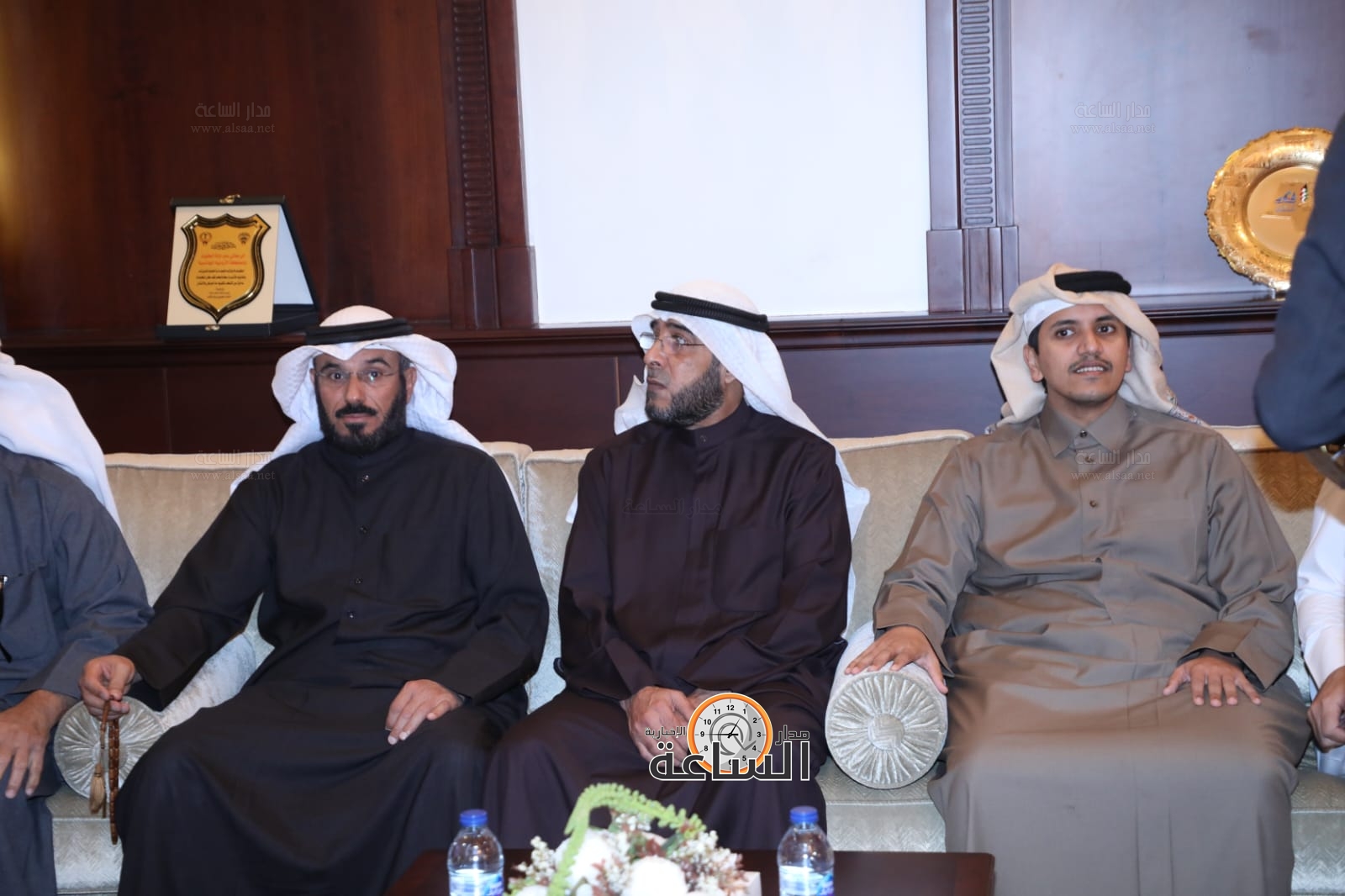 Madar Al-Saa Images 0.4841101048082699