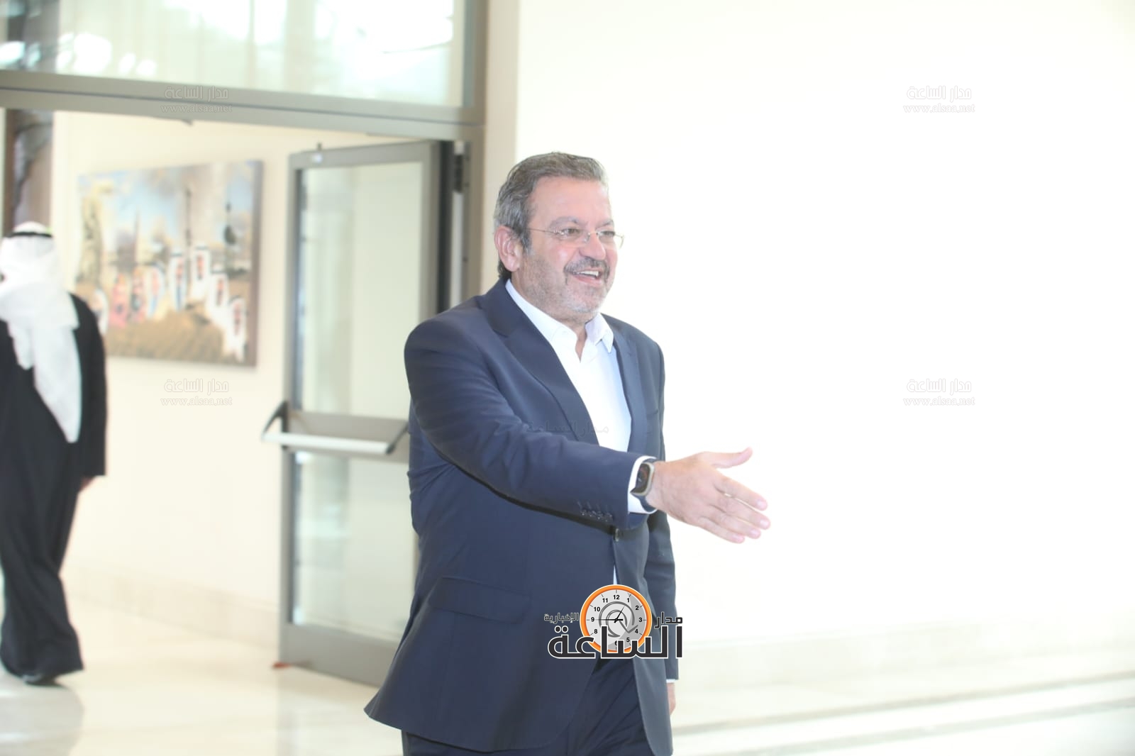 Madar Al-Saa Images 0.11682652947035987