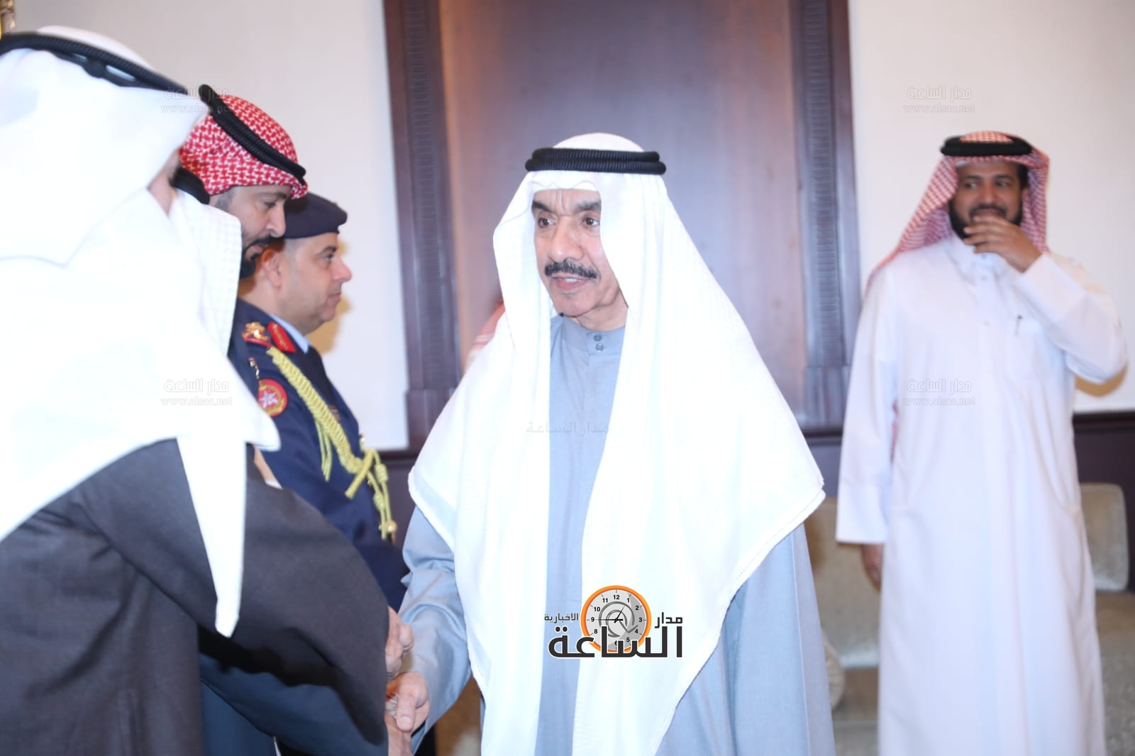 Madar Al-Saa Images 0.12466753839932498