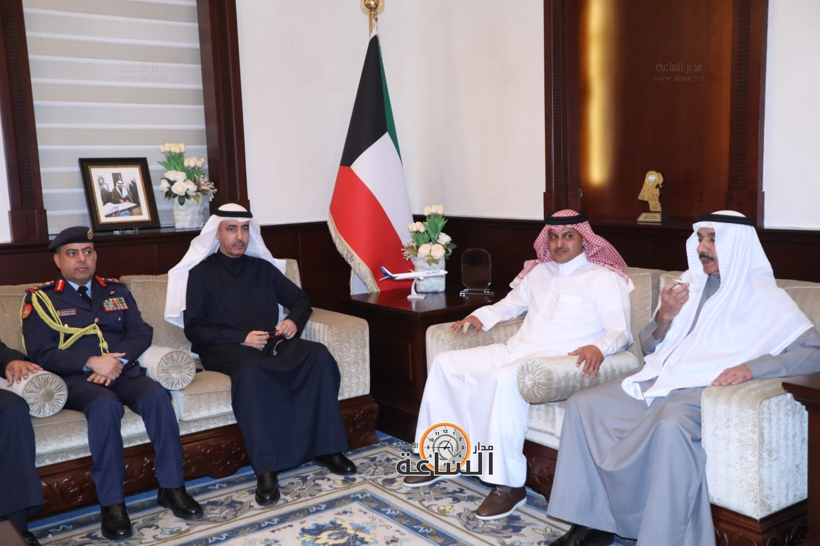 Madar Al-Saa Images 0.9475747894411495