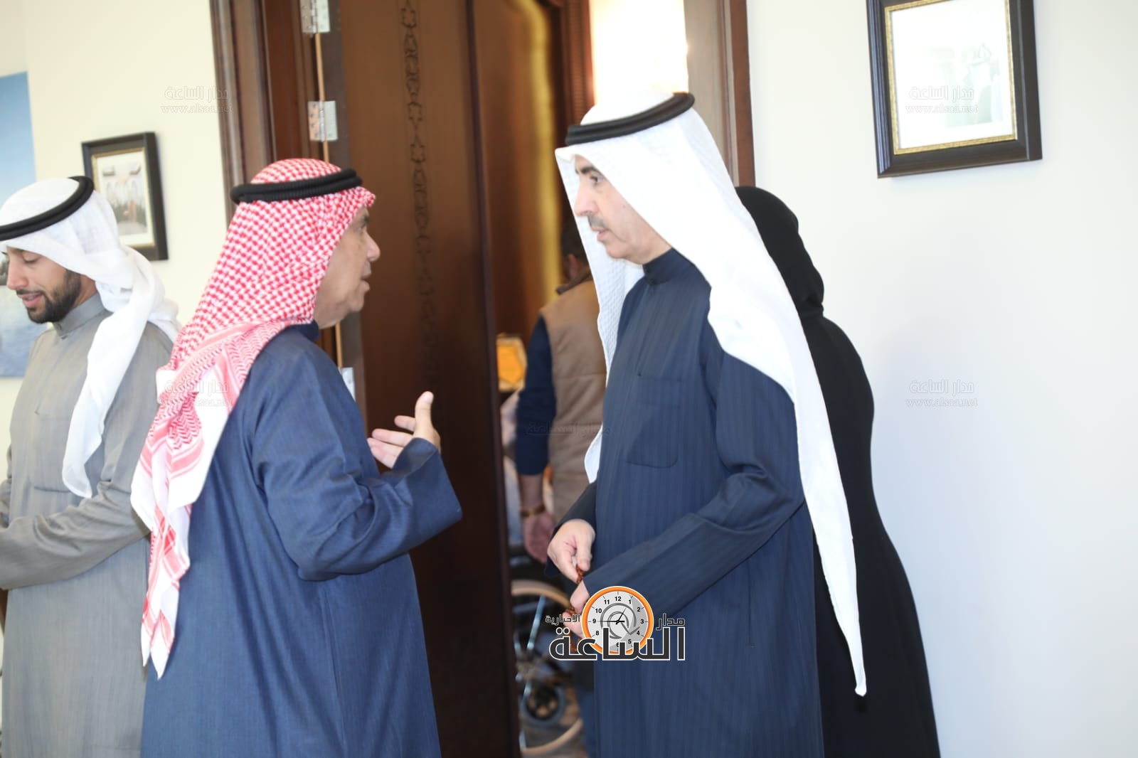 Madar Al-Saa Images 0.6953391581071486