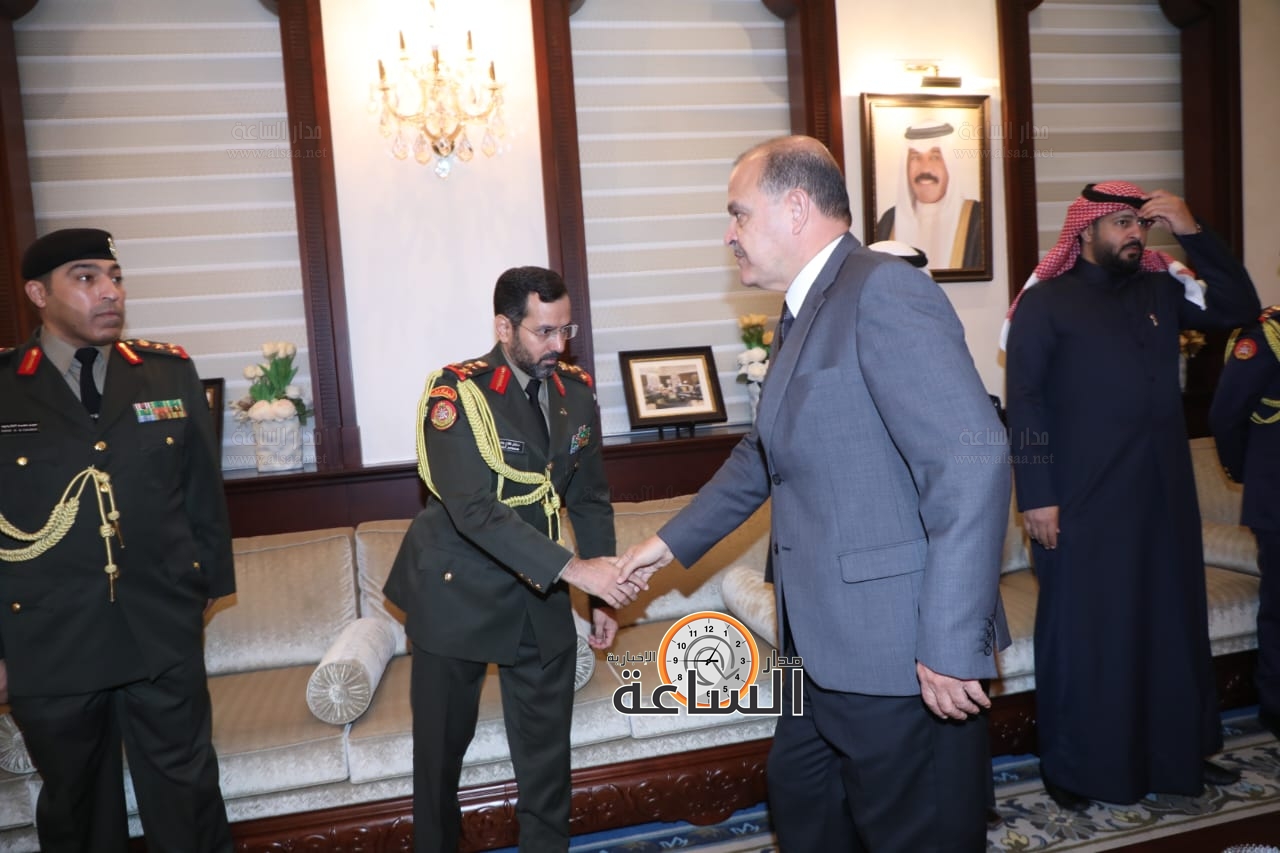 Madar Al-Saa Images 0.9980122467045047