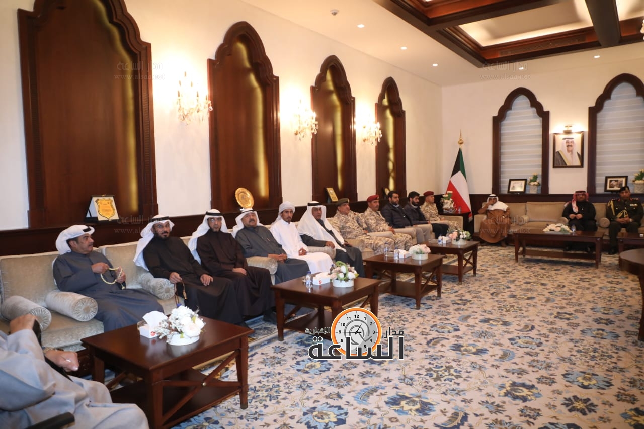 Madar Al-Saa Images 0.34493844667341667