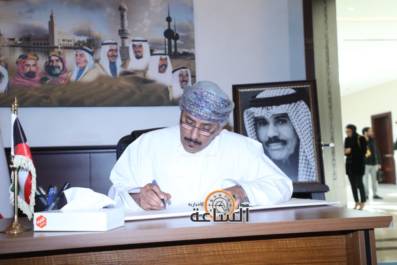 Madar Al-Saa Images 0.24188080246177668