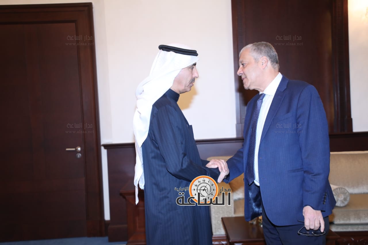 Madar Al-Saa Images 0.8694278286945372