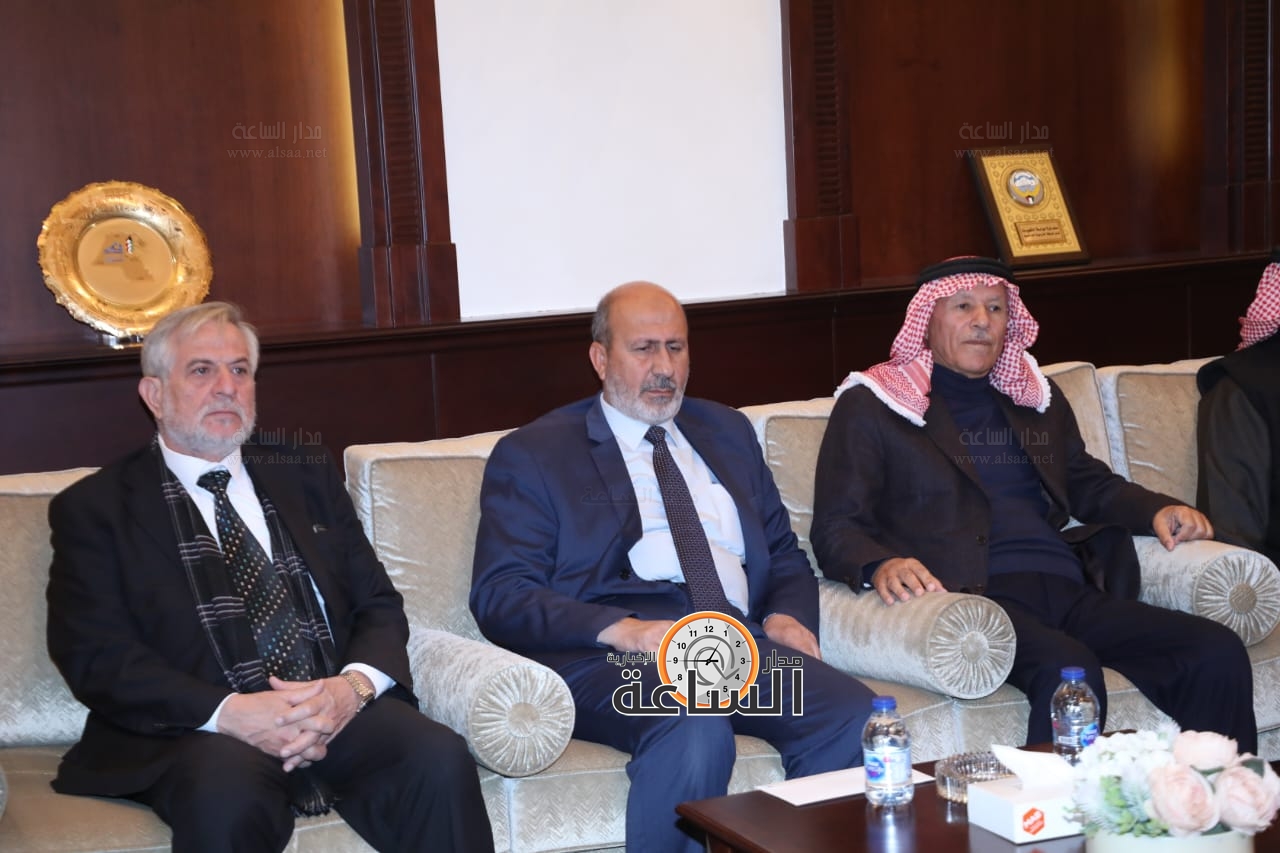 Madar Al-Saa Images 0.9604159676492914