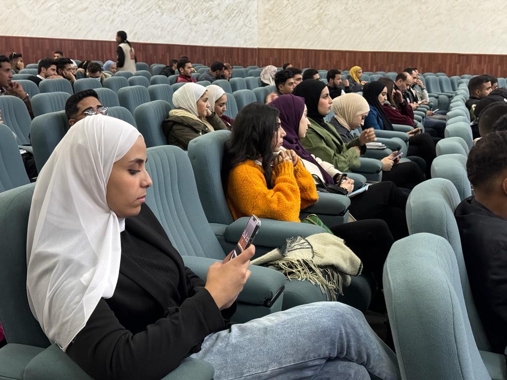 Madar Al-Saa Images 0.8677298340026536