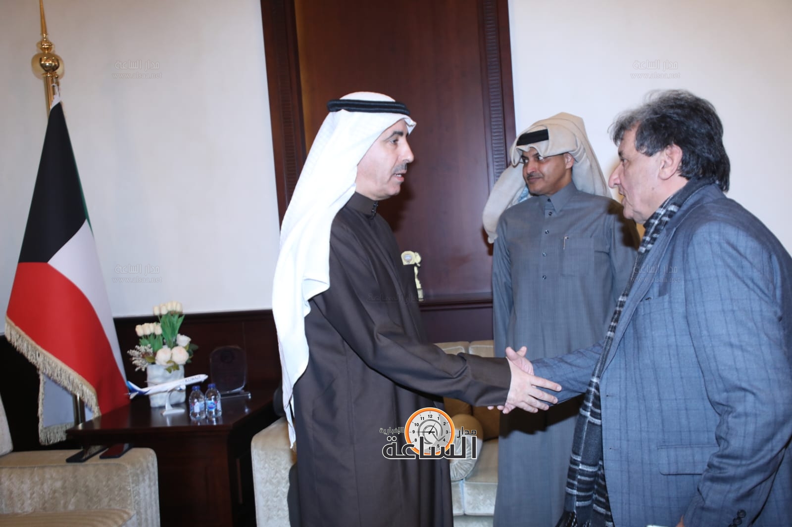 Madar Al-Saa Images 0.009178763776024335