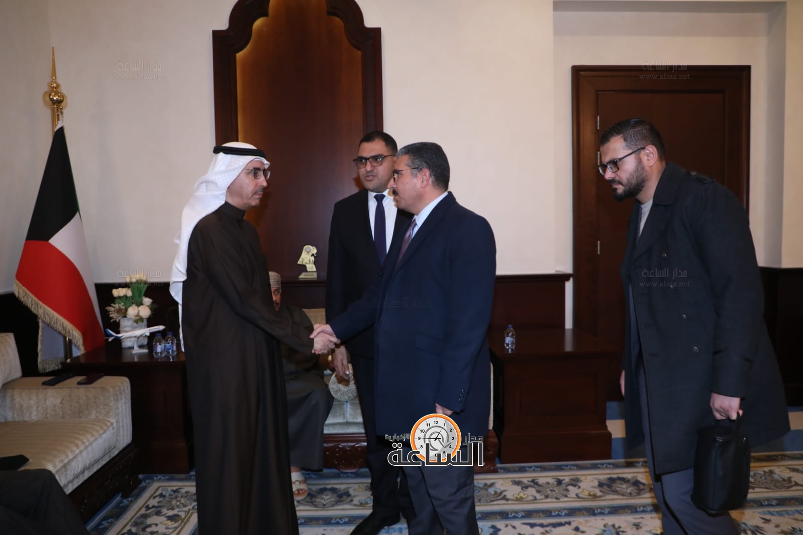 Madar Al-Saa Images 0.23349788048589404