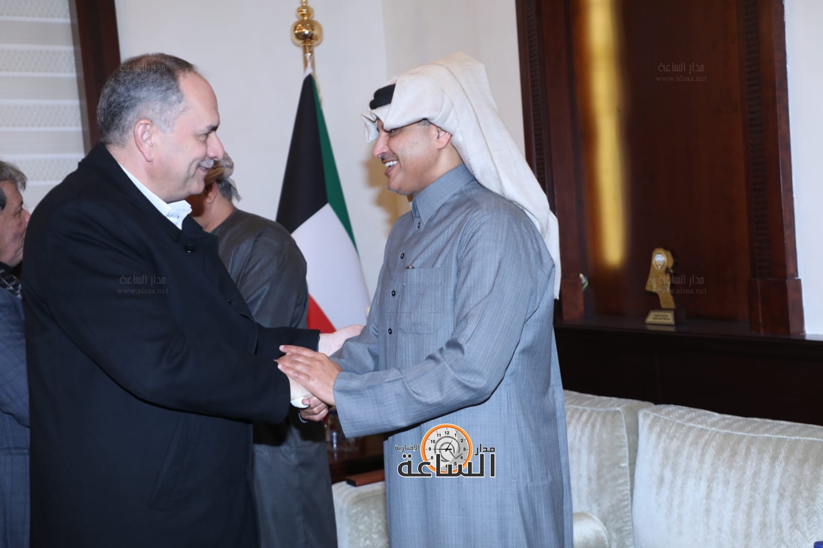 Madar Al-Saa Images 0.7879548556787794