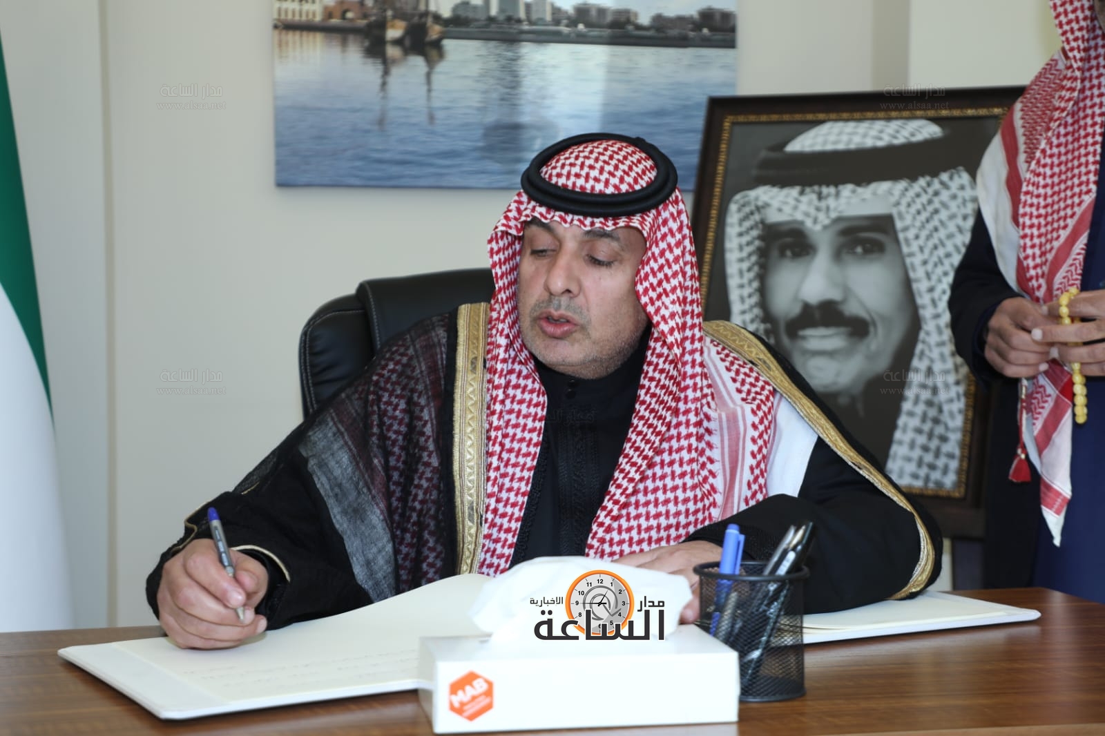 Madar Al-Saa Images 0.8578582432753765