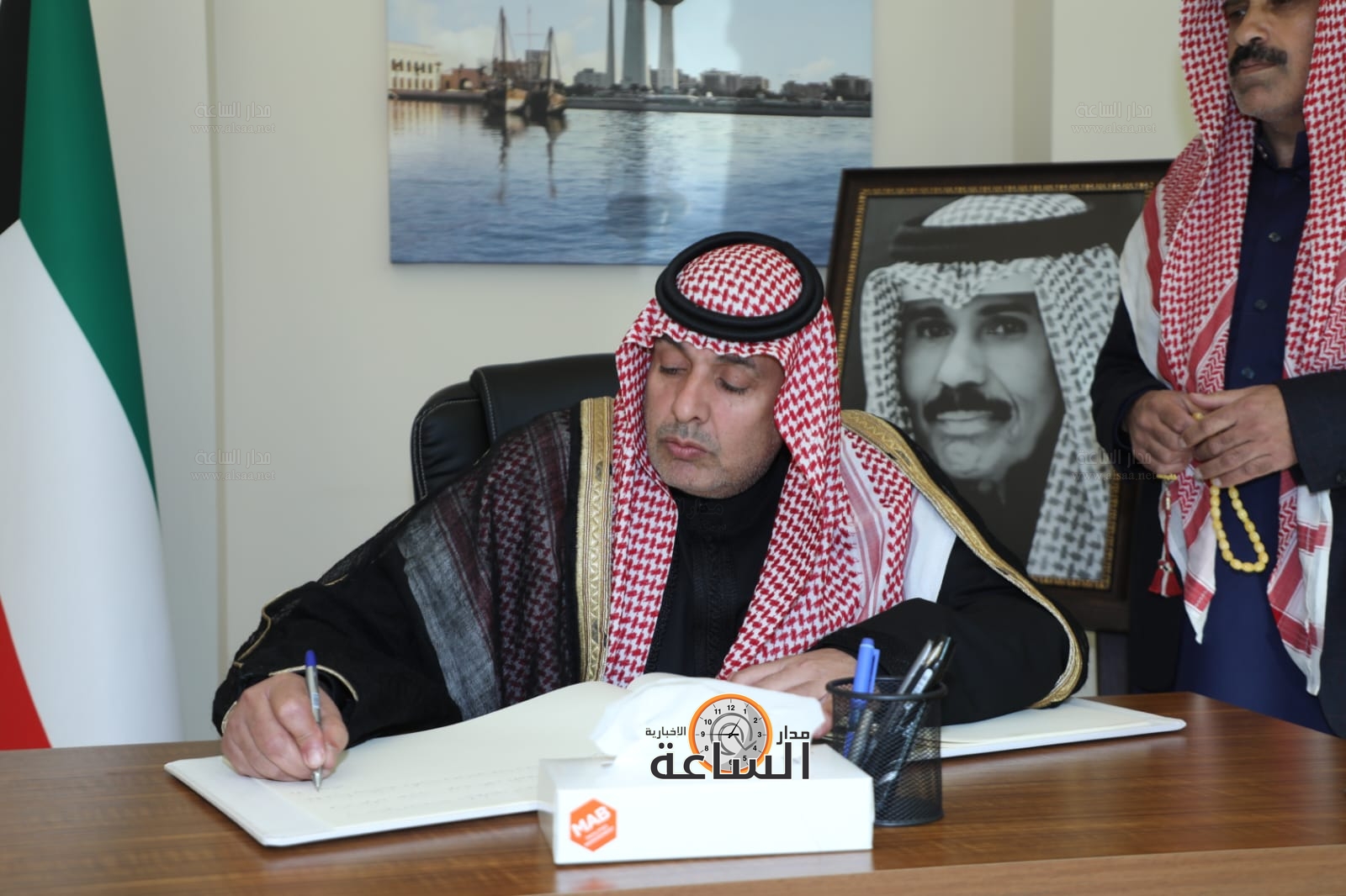 Madar Al-Saa Images 0.30549497153926164