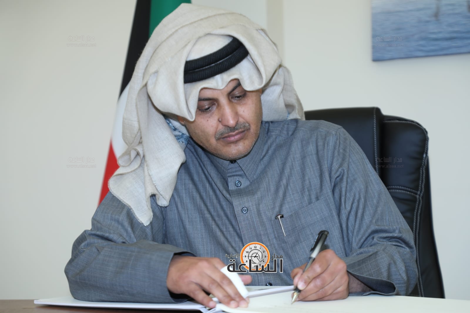 Madar Al-Saa Images 0.9520937649346928