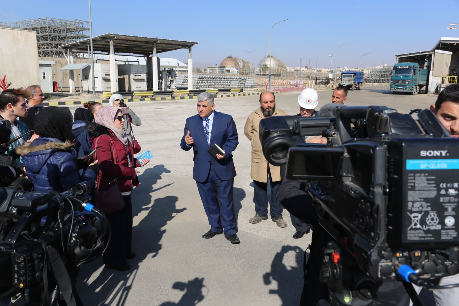 Madar Al-Saa Images 0.7880071343699819