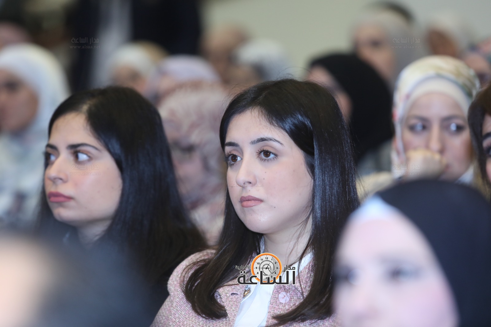 Madar Al-Saa Images 0.6857822724116822