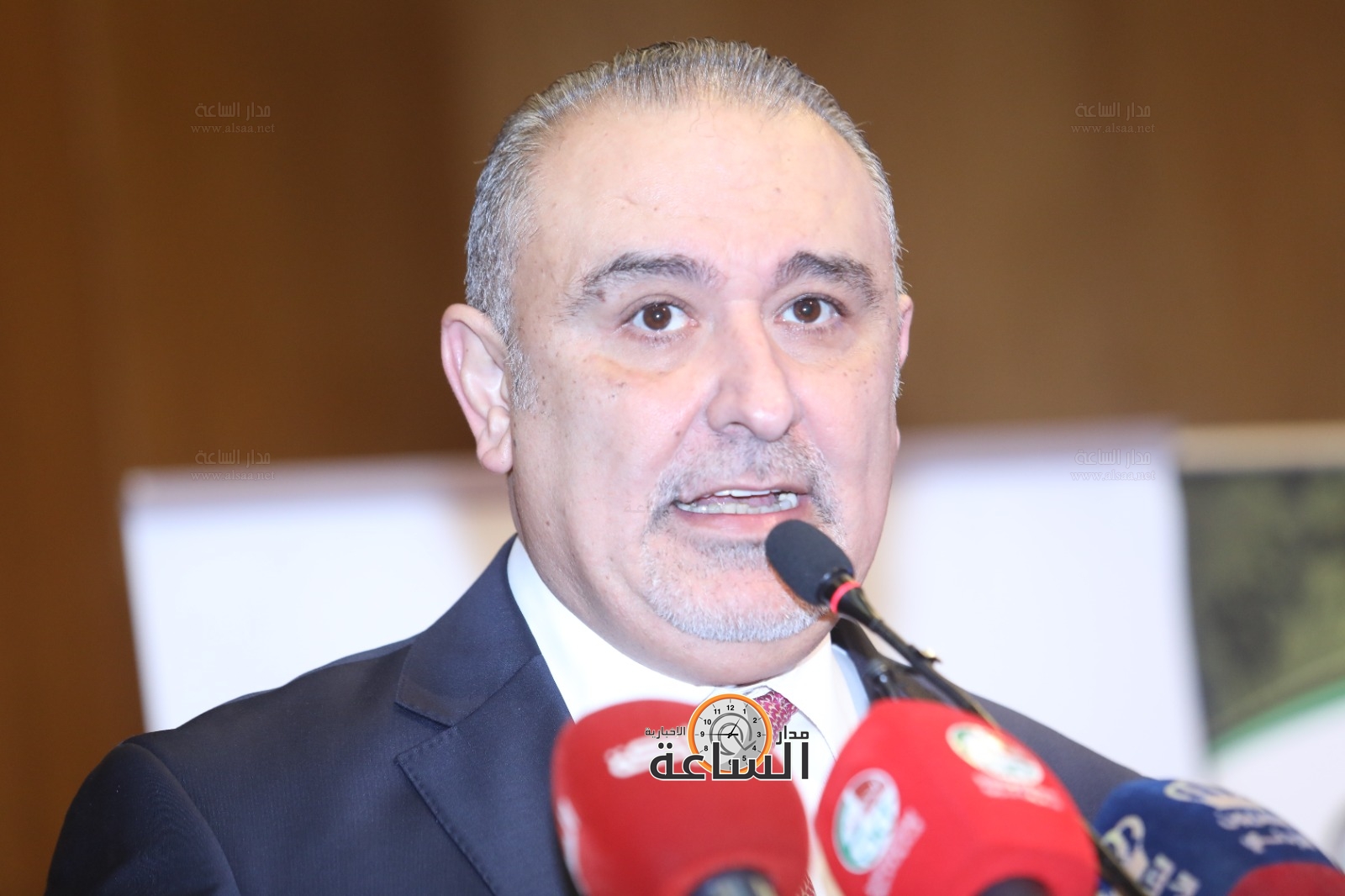 Madar Al-Saa Images 0.6386658745915372