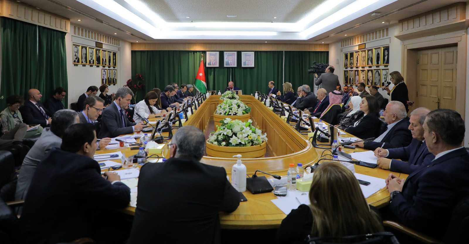 Madar Al-Saa Images 0.25225948414181176