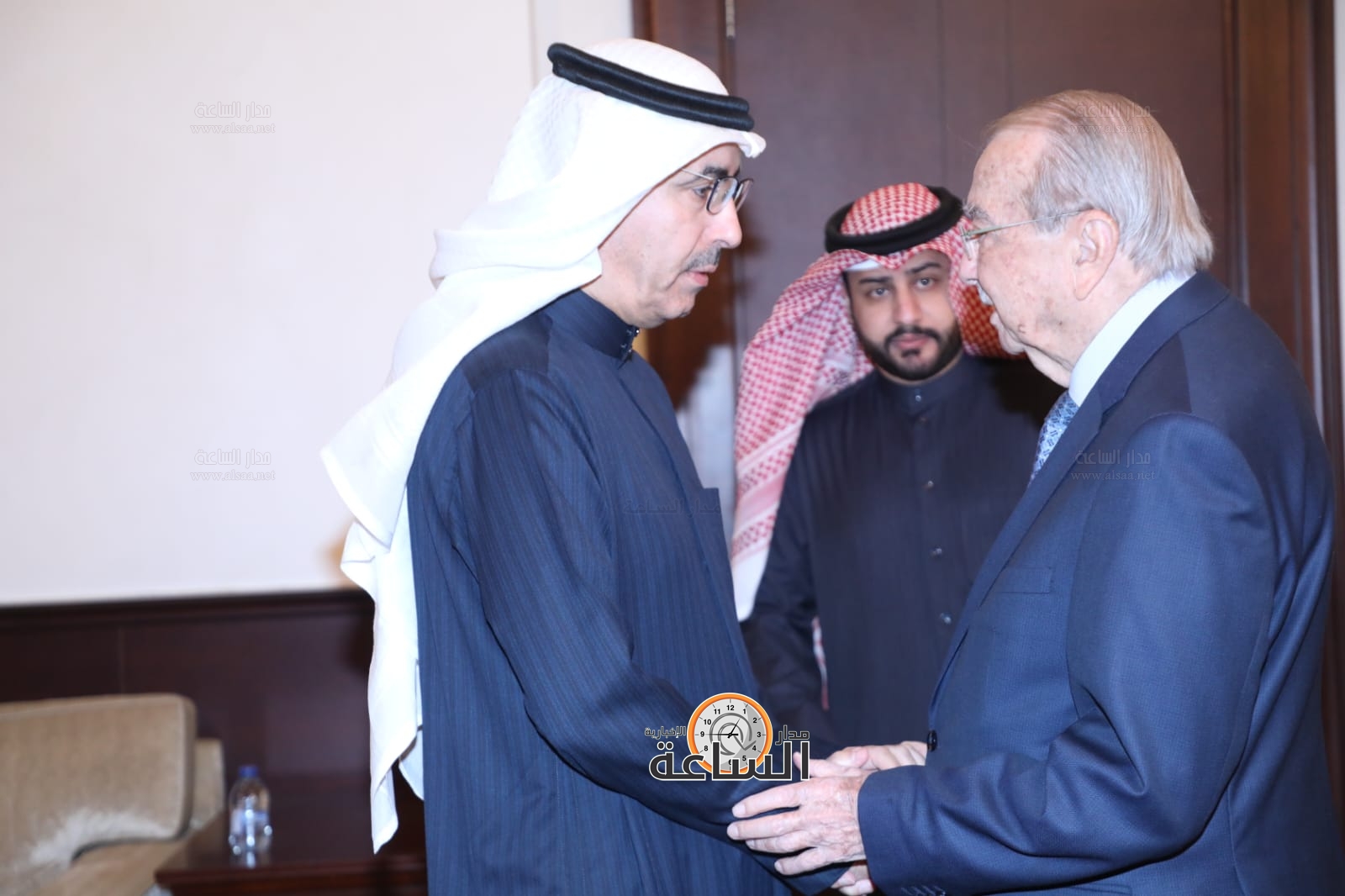 Madar Al-Saa Images 0.8736517649204449