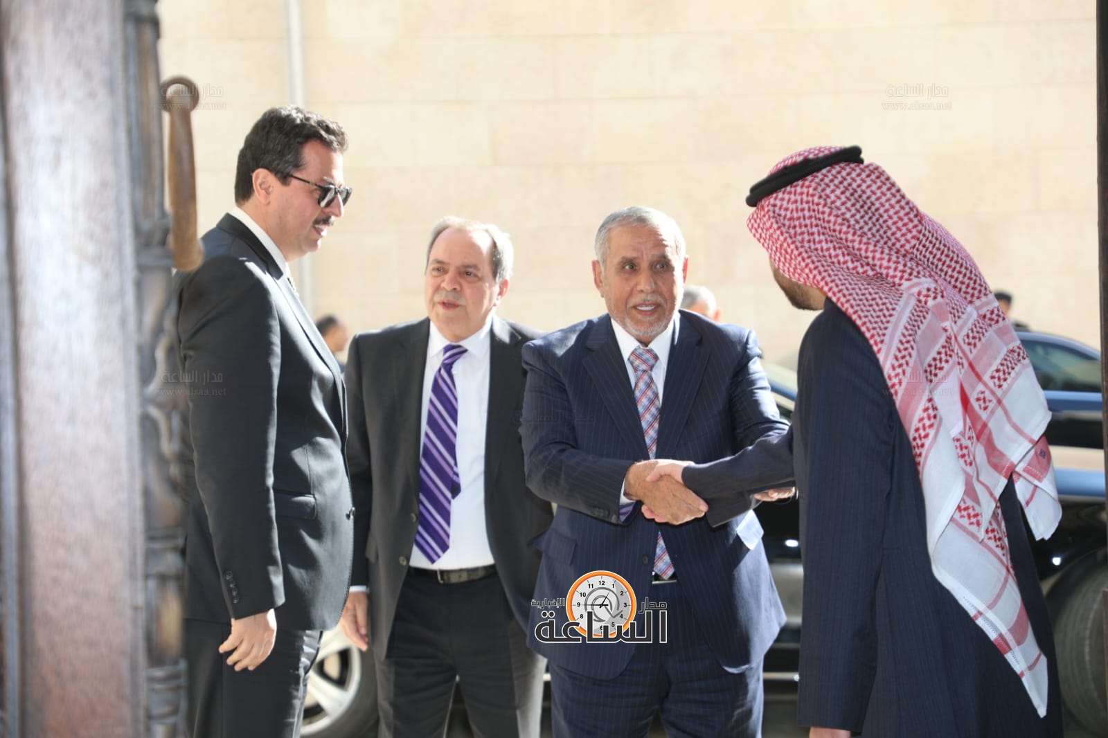 Madar Al-Saa Images 0.1354009616331262