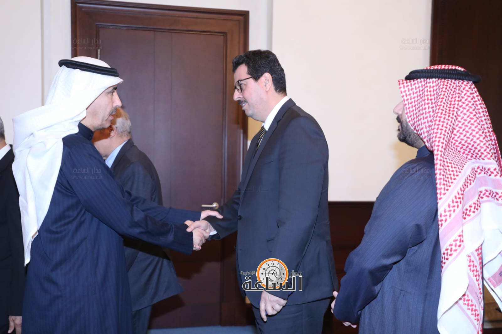 Madar Al-Saa Images 0.4882893742701675