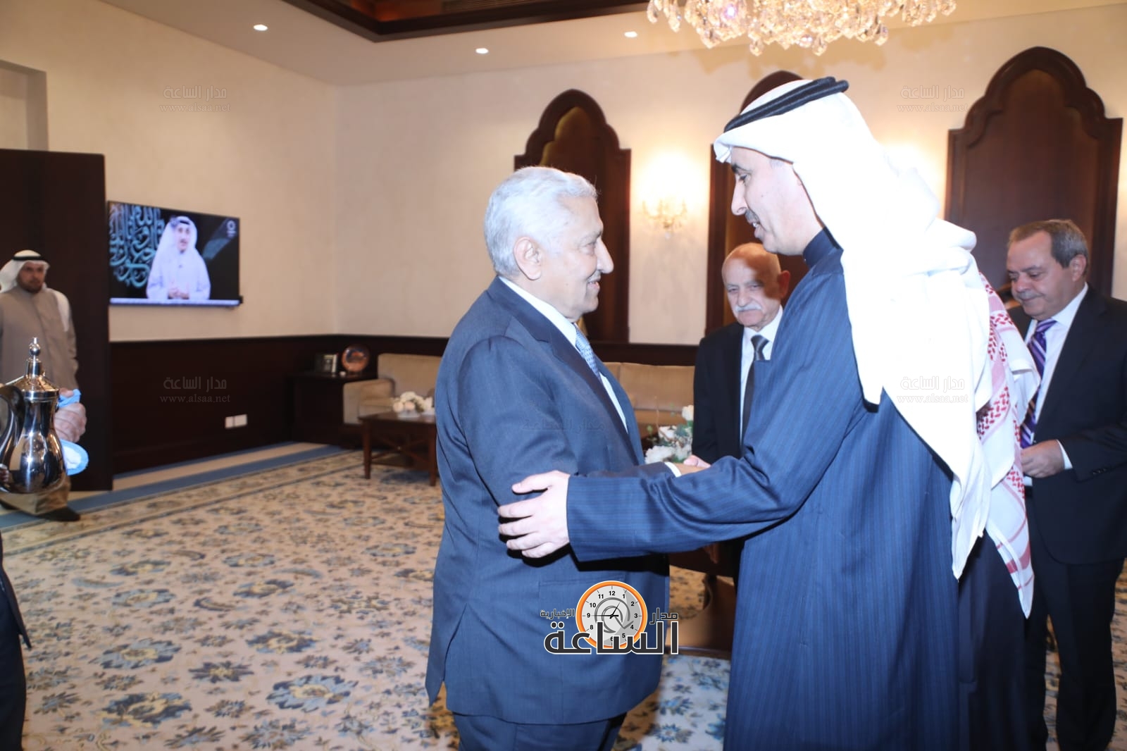 Madar Al-Saa Images 0.4846984800323848