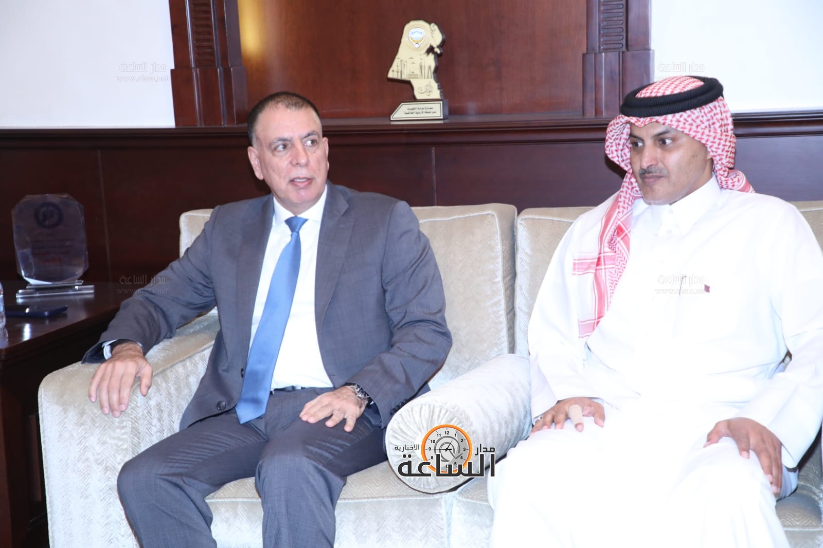 Madar Al-Saa Images 0.9694067971817972