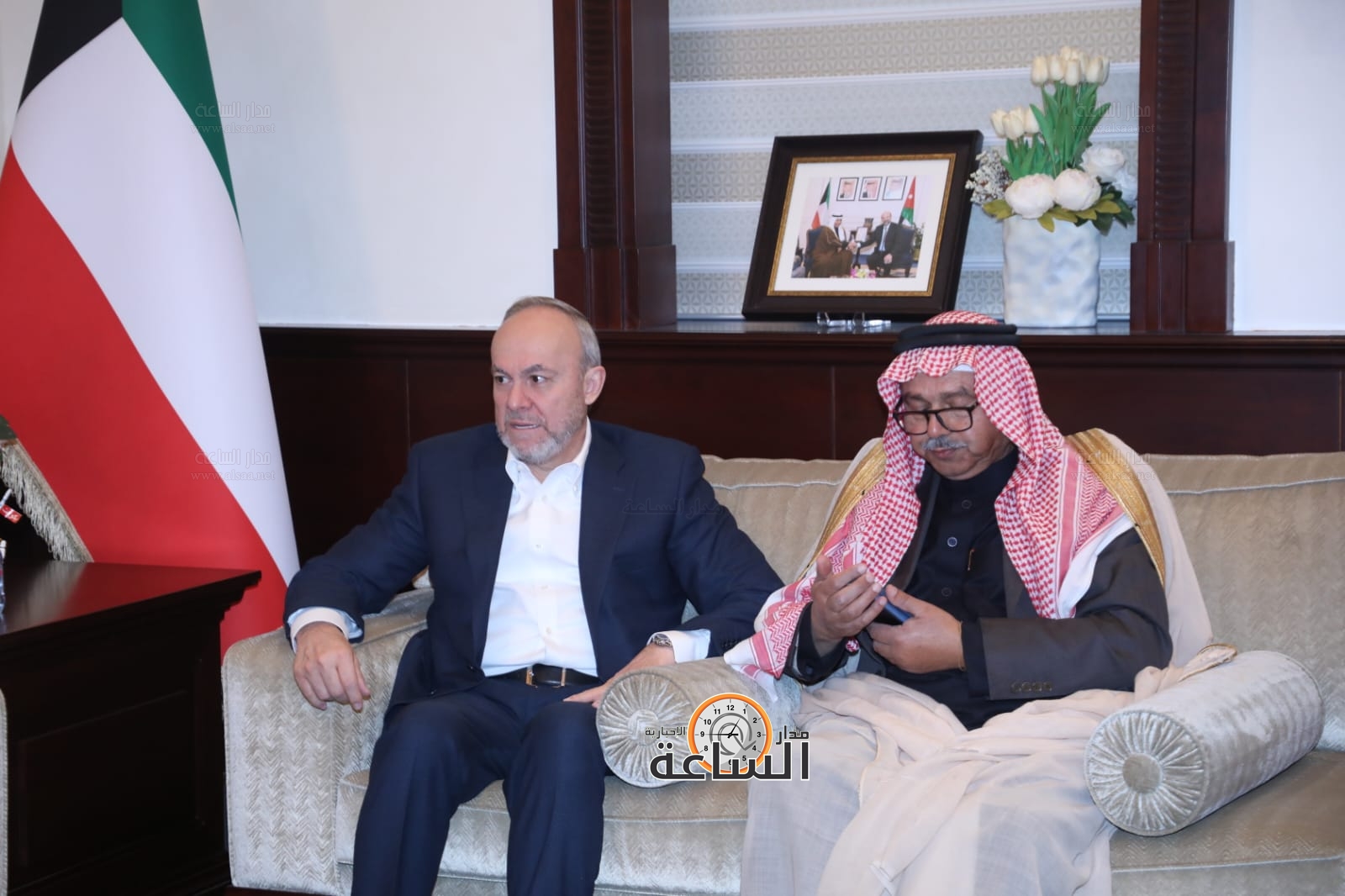 Madar Al-Saa Images 0.37219809266447346