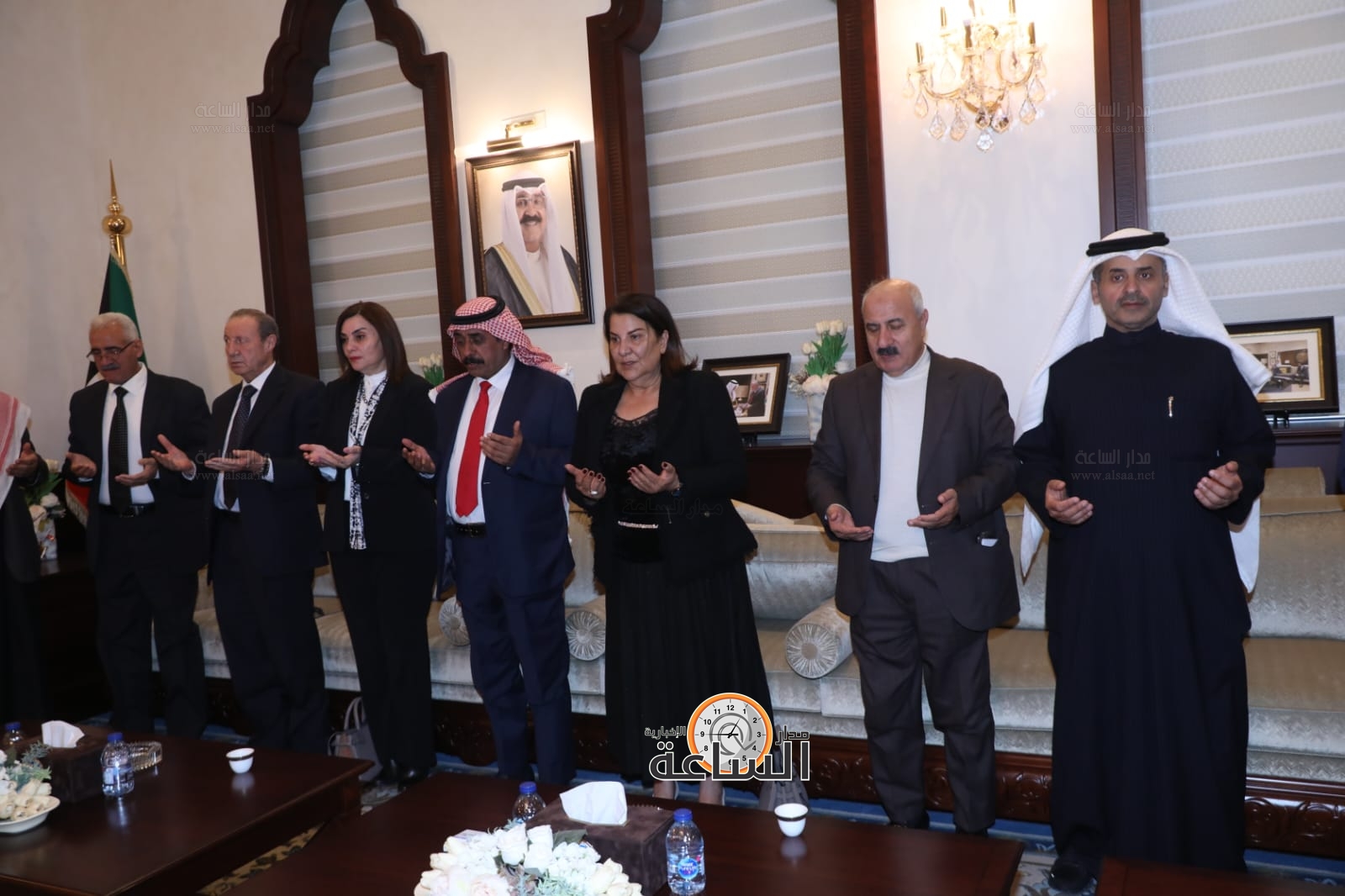 Madar Al-Saa Images 0.44053179353457117