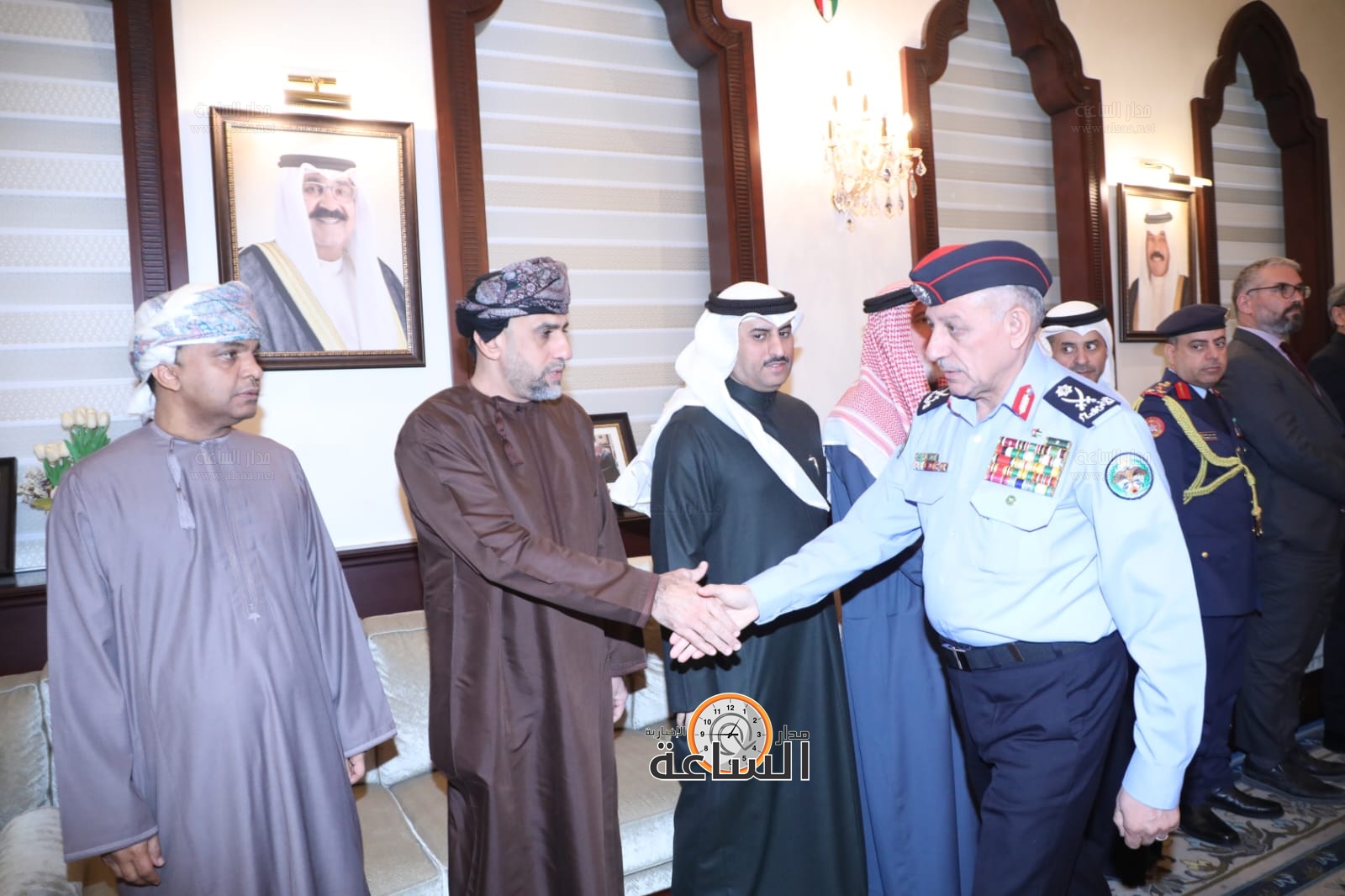 Madar Al-Saa Images 0.9456568385074149