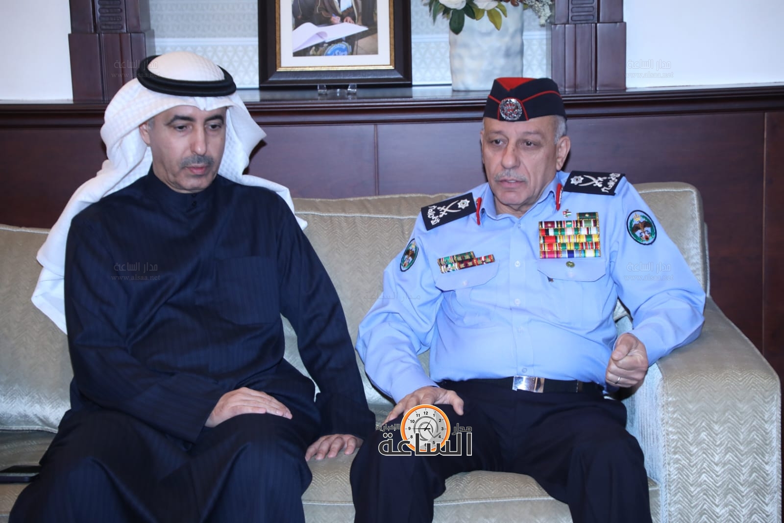 Madar Al-Saa Images 0.43027569625937434