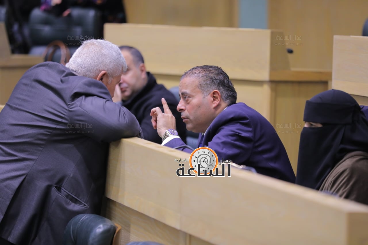 Madar Al-Saa Images 0.6920316006946239