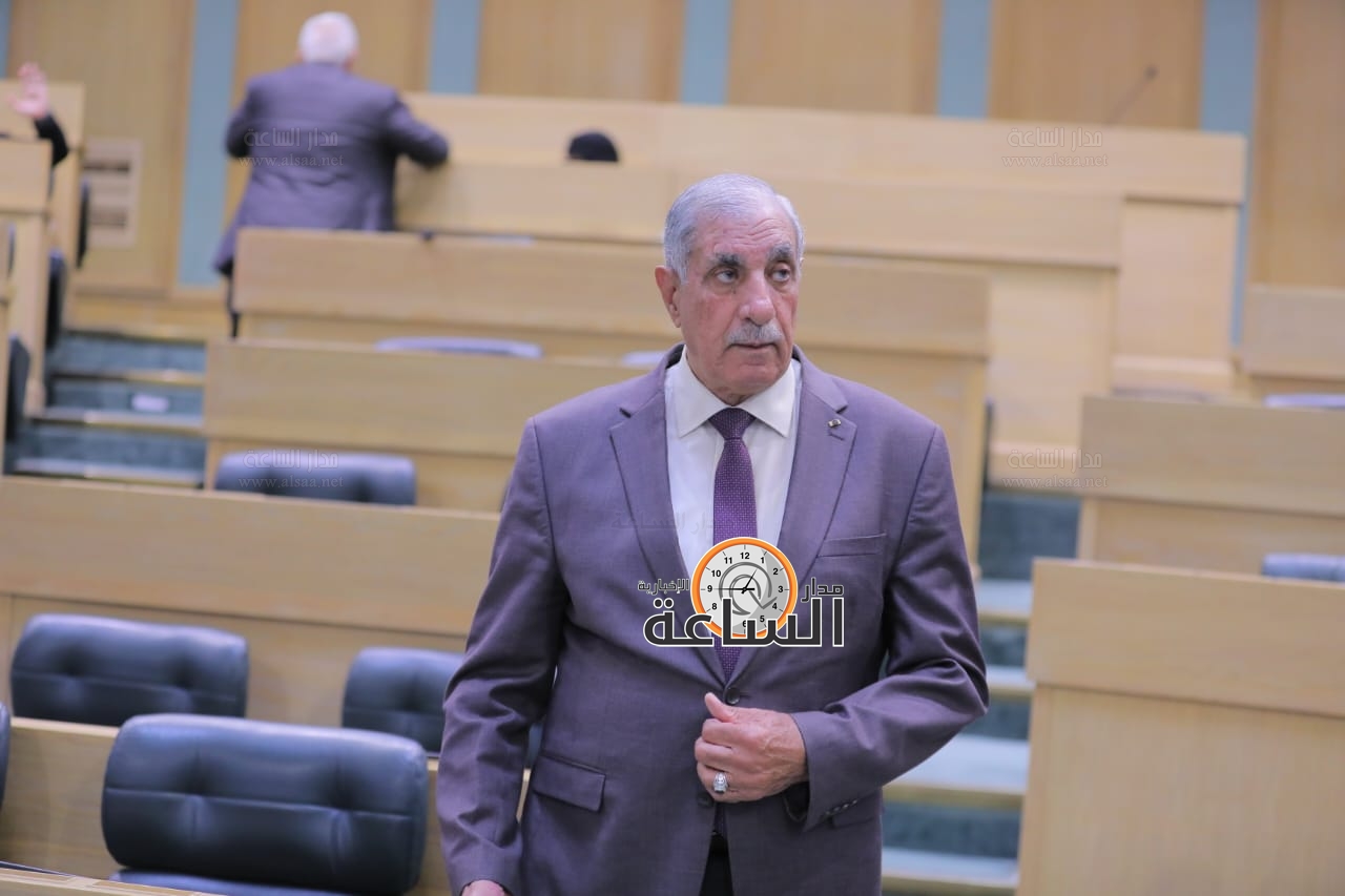 Madar Al-Saa Images 0.40930605380736607