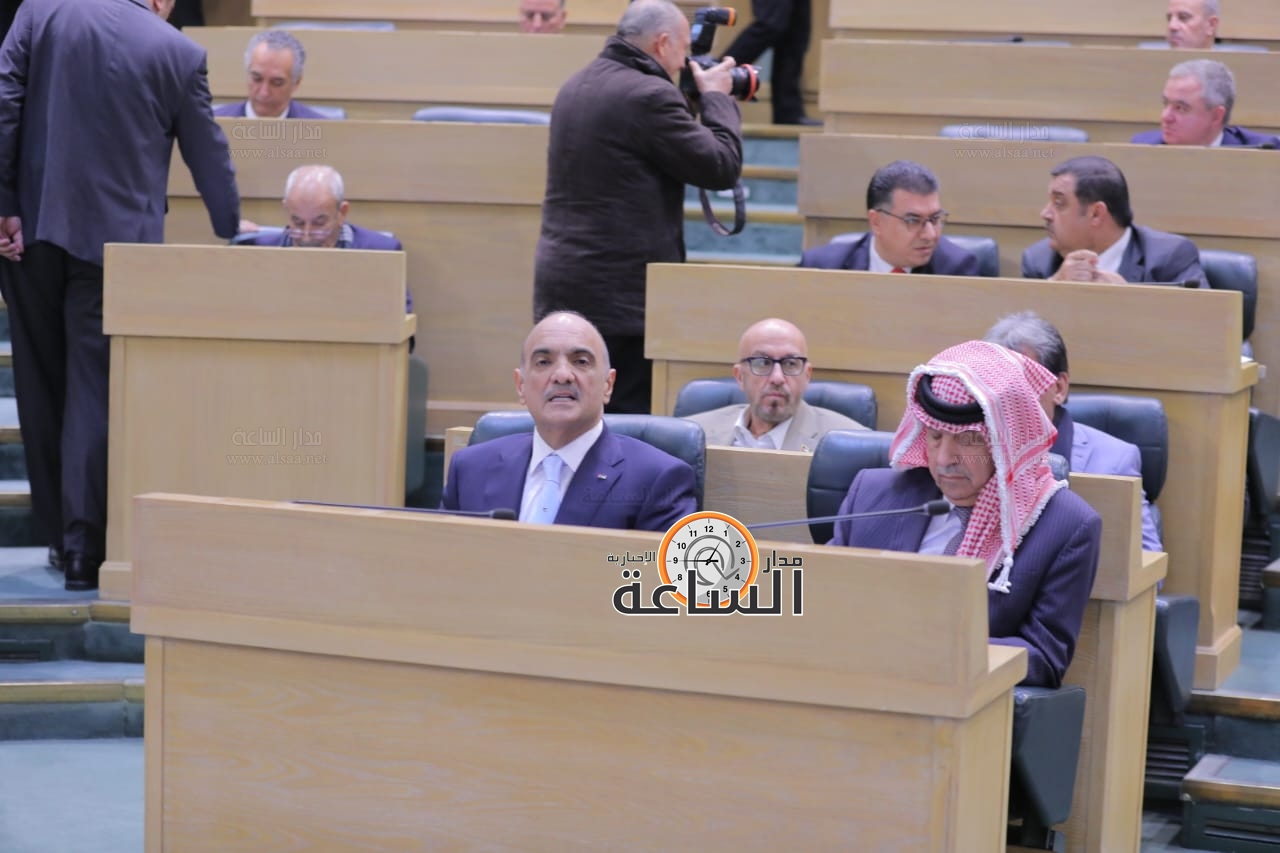 Madar Al-Saa Images 0.37218430560316507