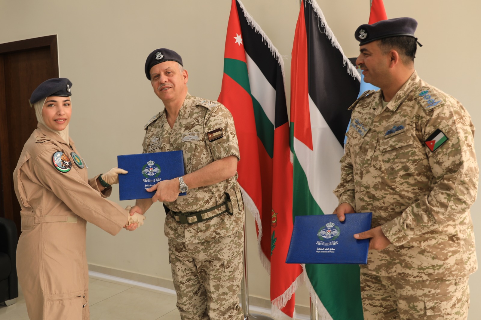 Madar Al-Saa Images 0.578866253121207